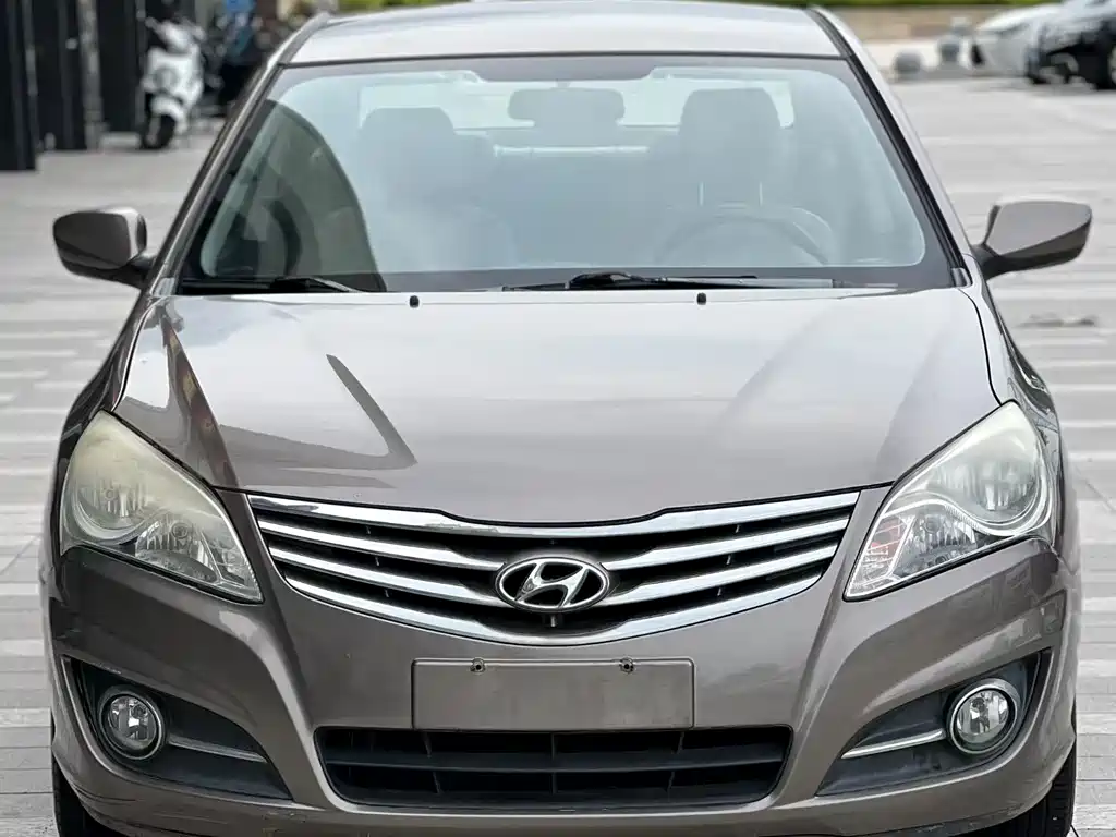 Hyundai Elantra 2013