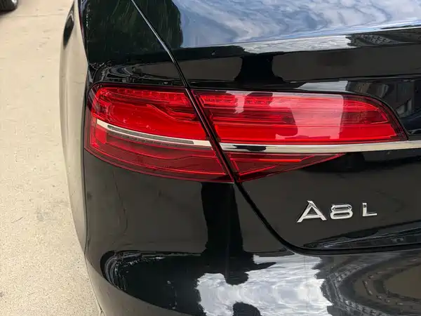 Audi A8 2016