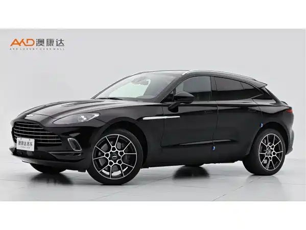 Aston Martin DBX 2021