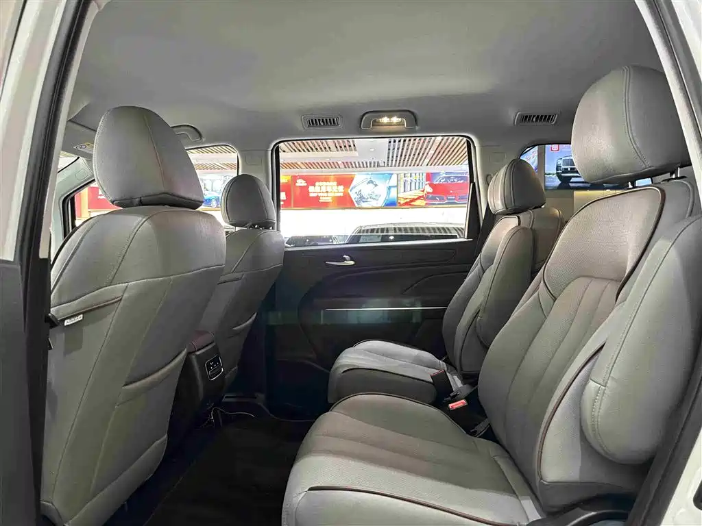 GAC Motor Trumpchi M6 2024 — фото 8