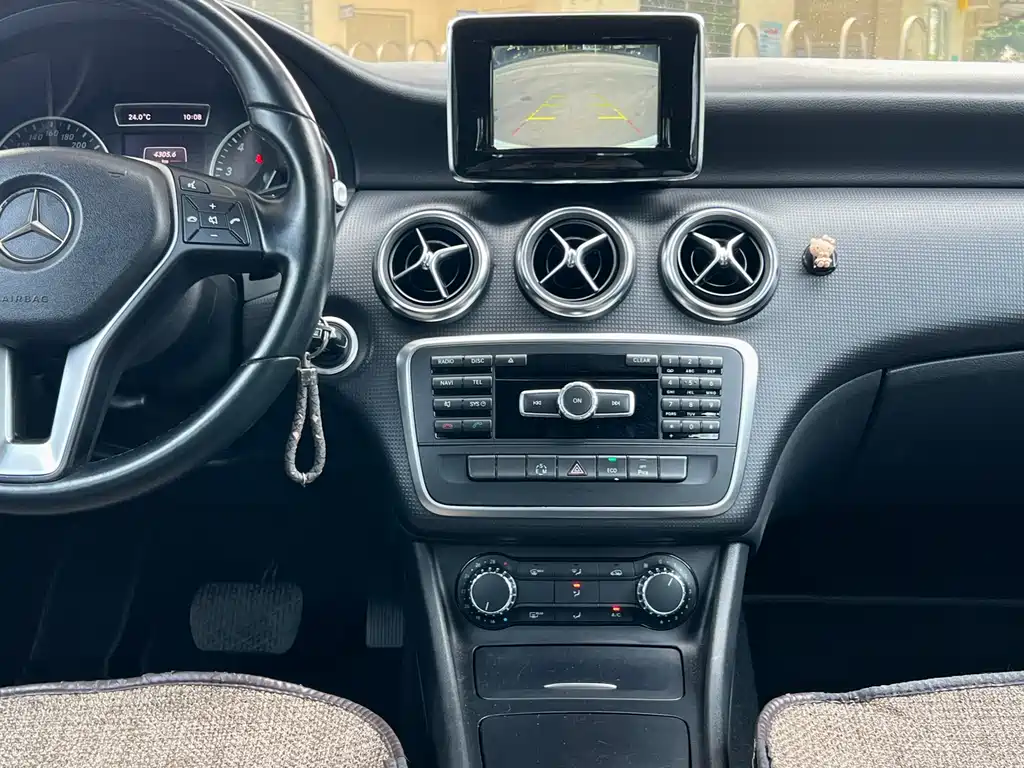 Mercedes-Benz A-Class 2014 — фото 9