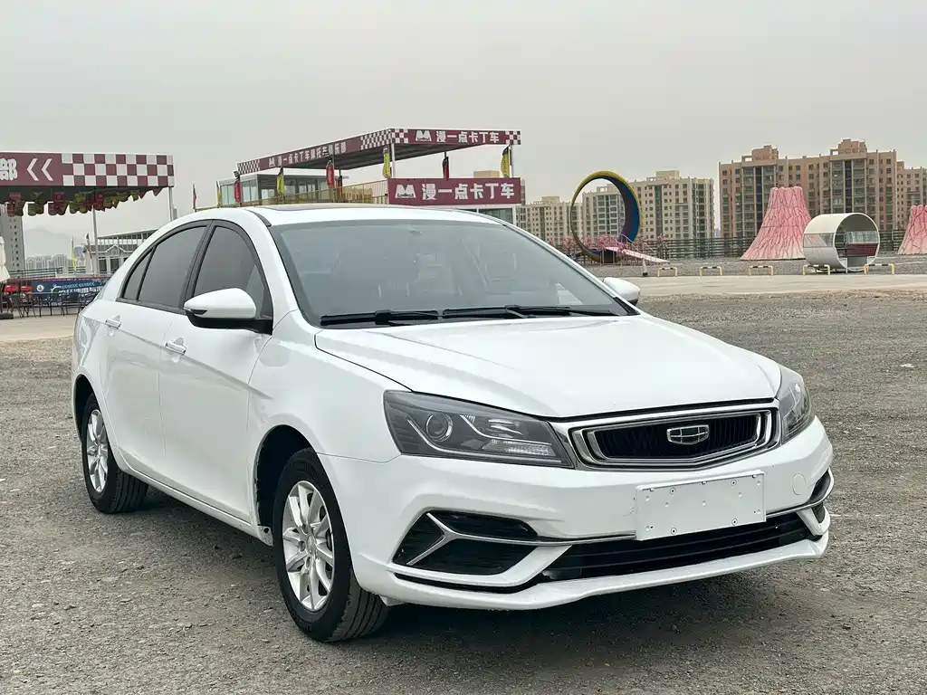 Geely Emgrand 2020 — фото 3