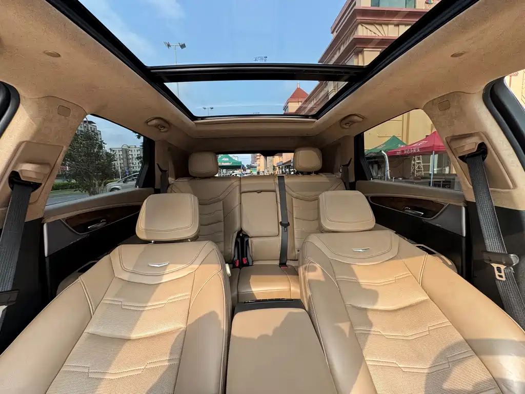 Cadillac XT5 2020 — фото 15