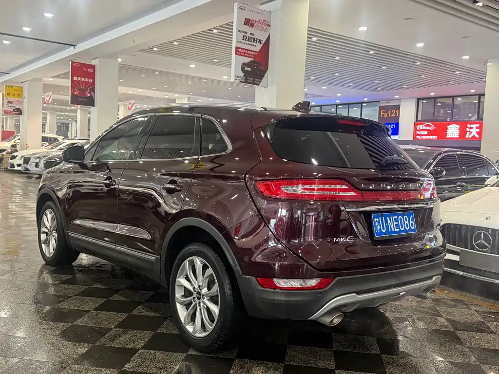 Lincoln MKC 2019 — фото 4