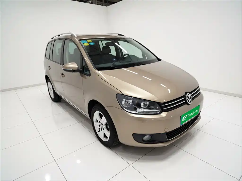 Volkswagen Touran 2016 — фото 21