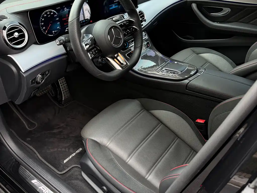 Mercedes-Benz E-Class AMG 2023 — фото 7