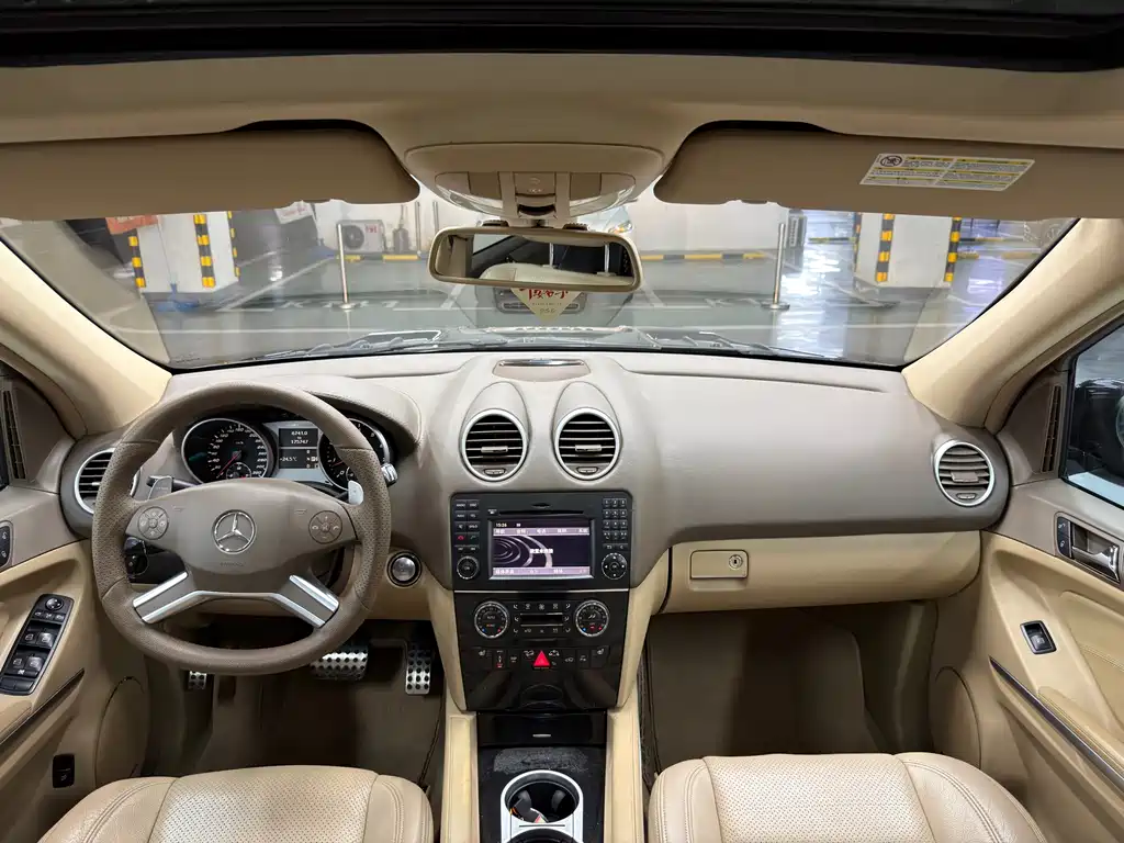 Mercedes-Benz M-Class AMG 2010 — фото 13