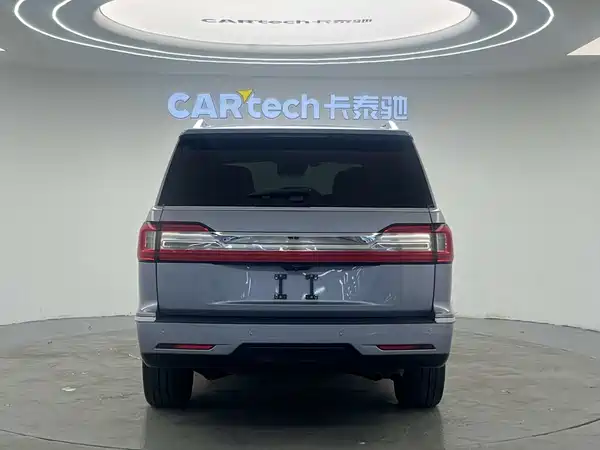 Lincoln Navigator 2019