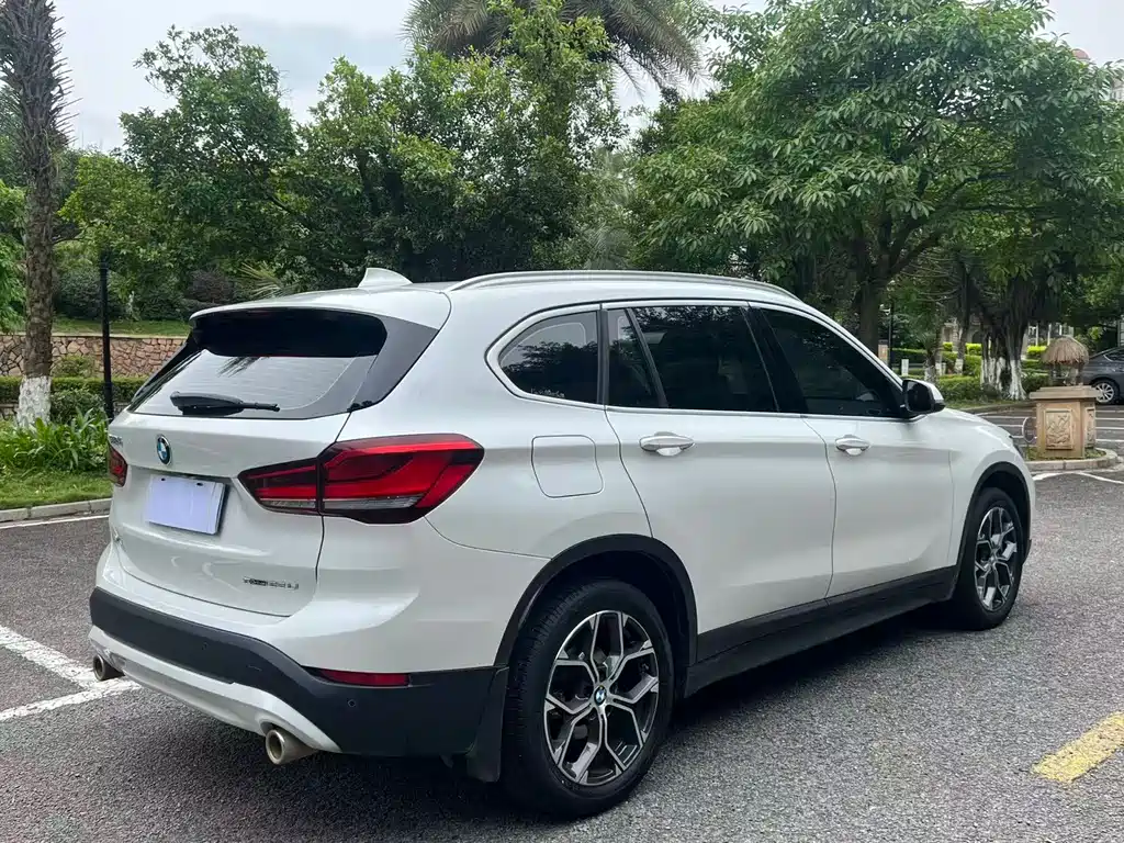 BMW X1 2020 — фото 9