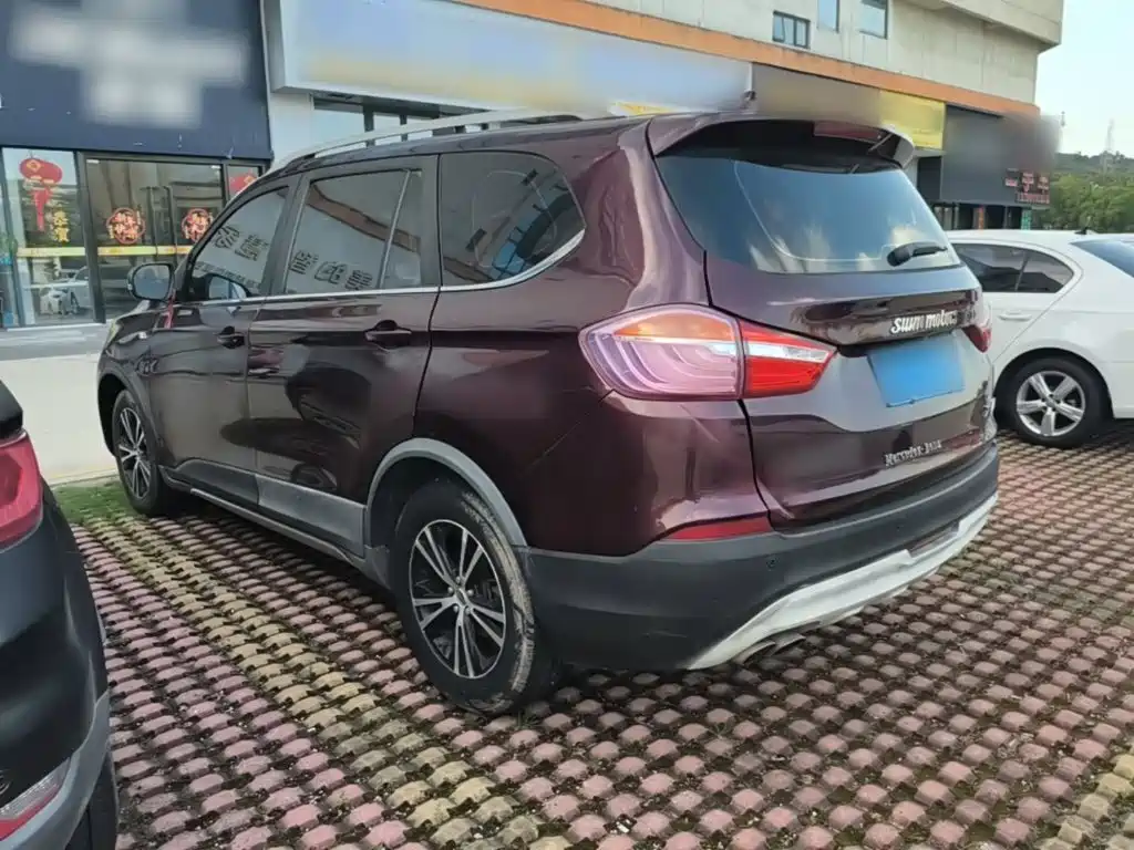 SWM X7 2018