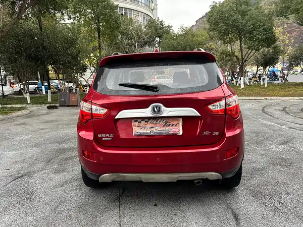 Changan CS35 2015