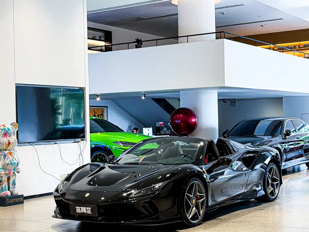 Ferrari F8 2022