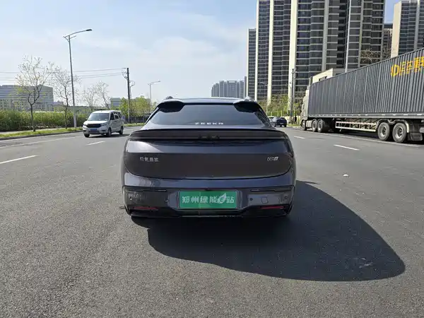 Zeekr 007GT 2025