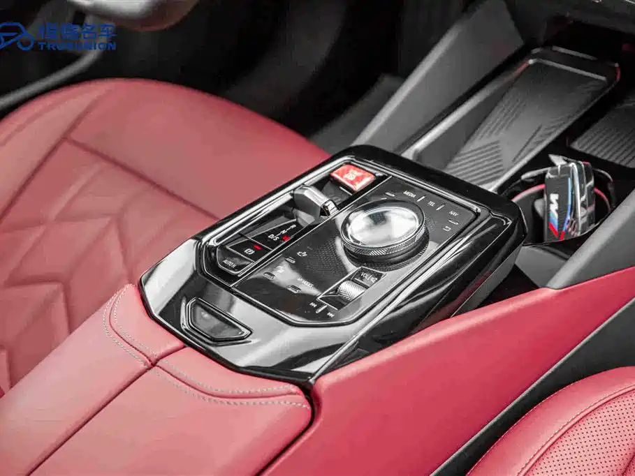 BMW 5 Series 2025 — фото 19