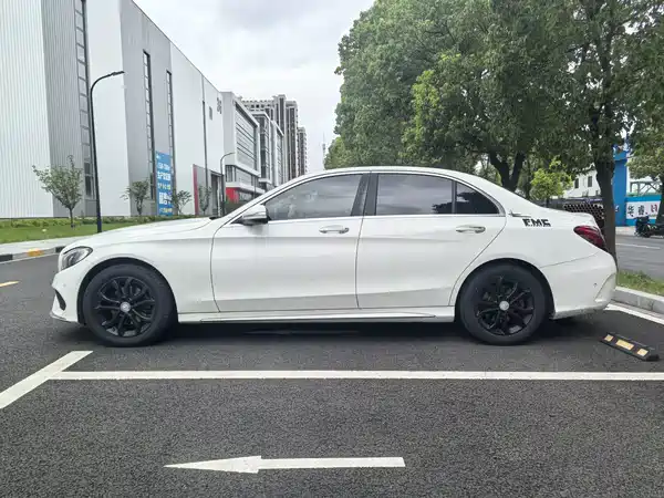 Mercedes-Benz C-Class 2016