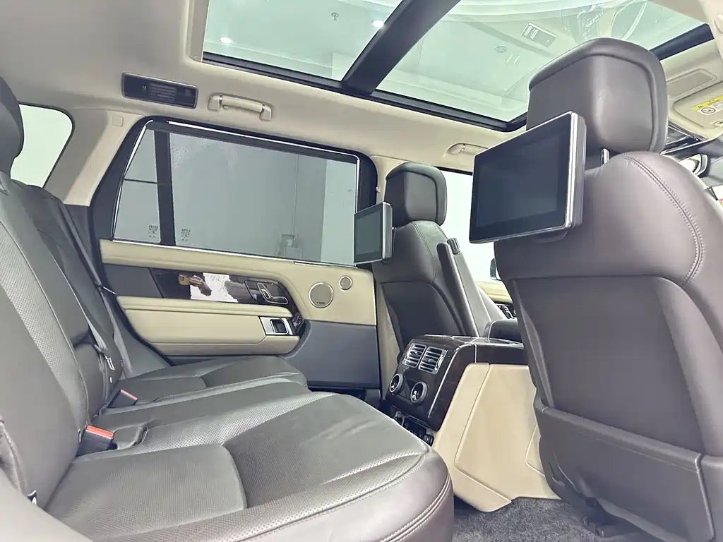 Land Rover Range Rover 2020 — фото 15