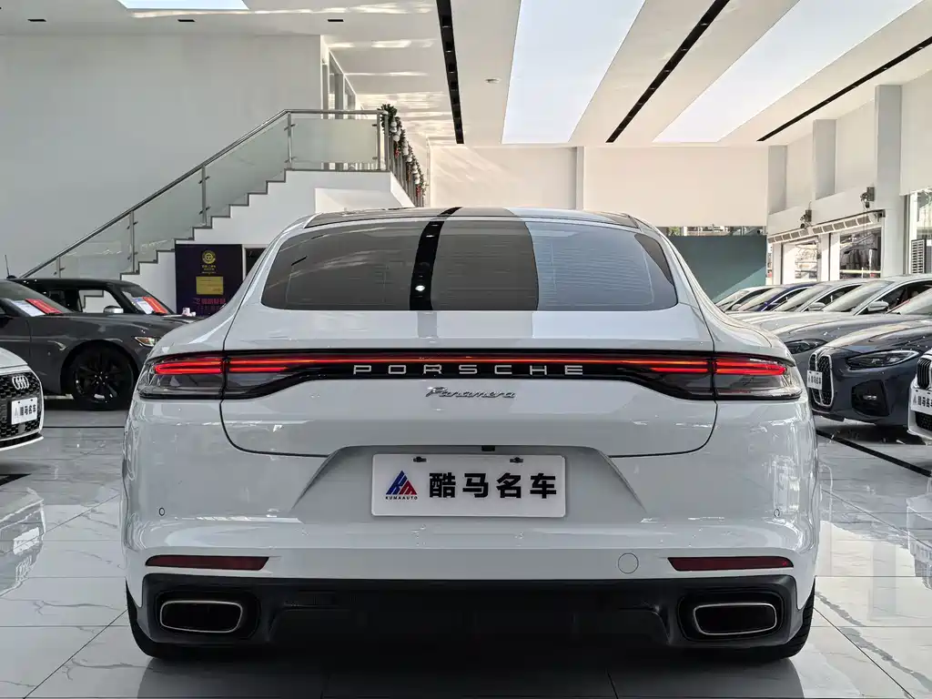 Porsche Panamera 2023 — фото 15