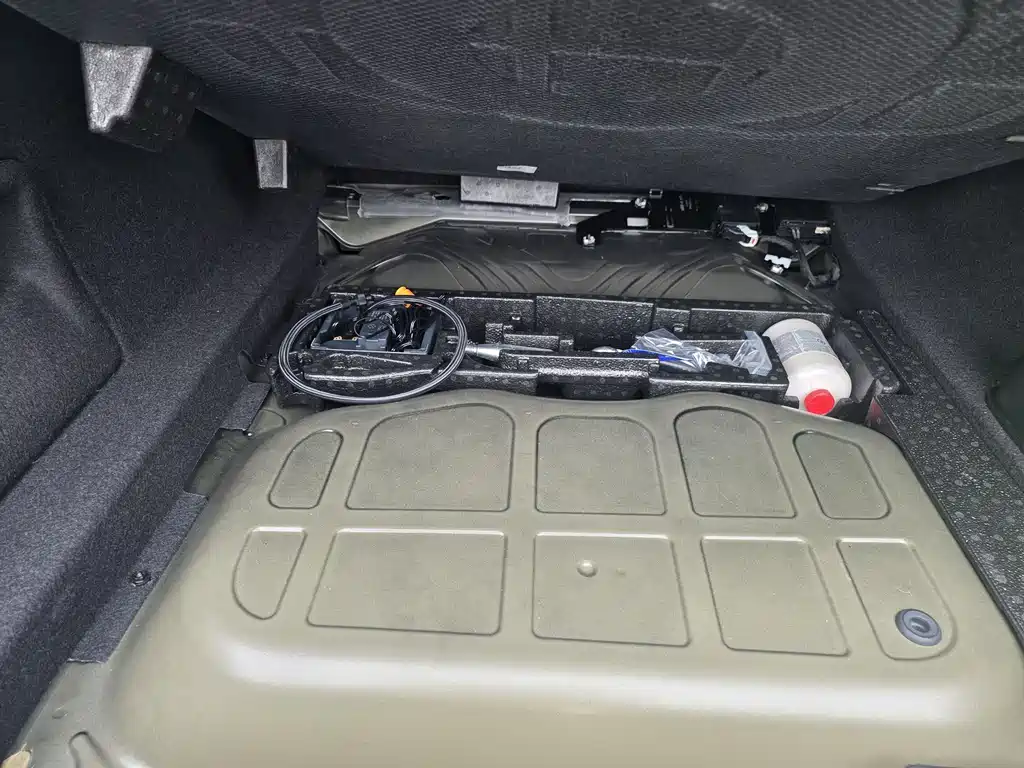 Volvo S90 PHEV 2025 — фото 13