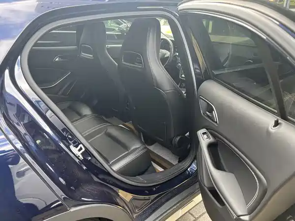 Mercedes-Benz GLA 2017