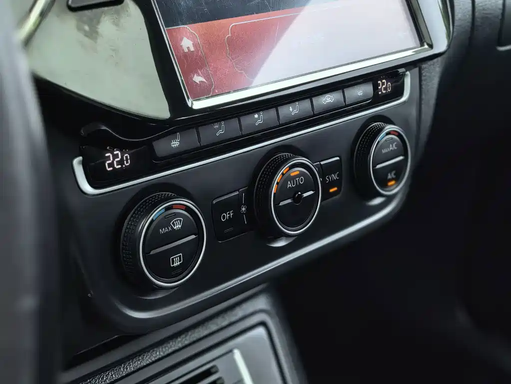 Volkswagen Tiguan 2015 — фото 19