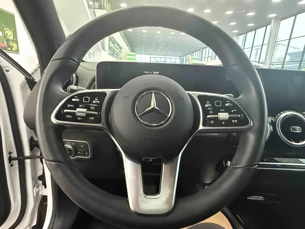 Mercedes-Benz GLB 2020 — фото 13