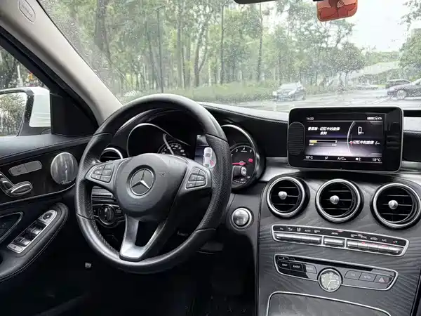 Mercedes-Benz C-Class 2018