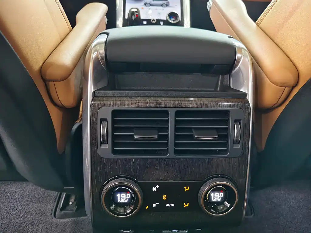 Land Rover Range Rover Sport 2022 — фото 13