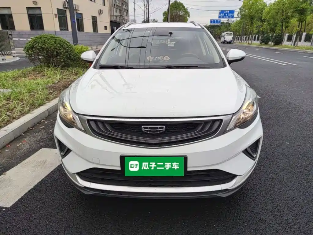 Geely Emgrand GS 2019
