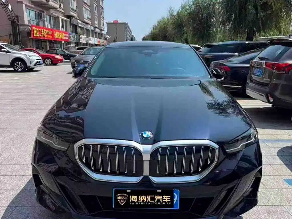 BMW 5 Series 2026