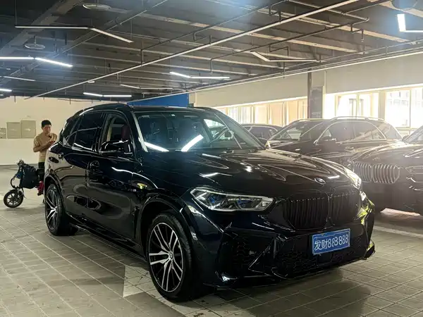 BMW X5 2023