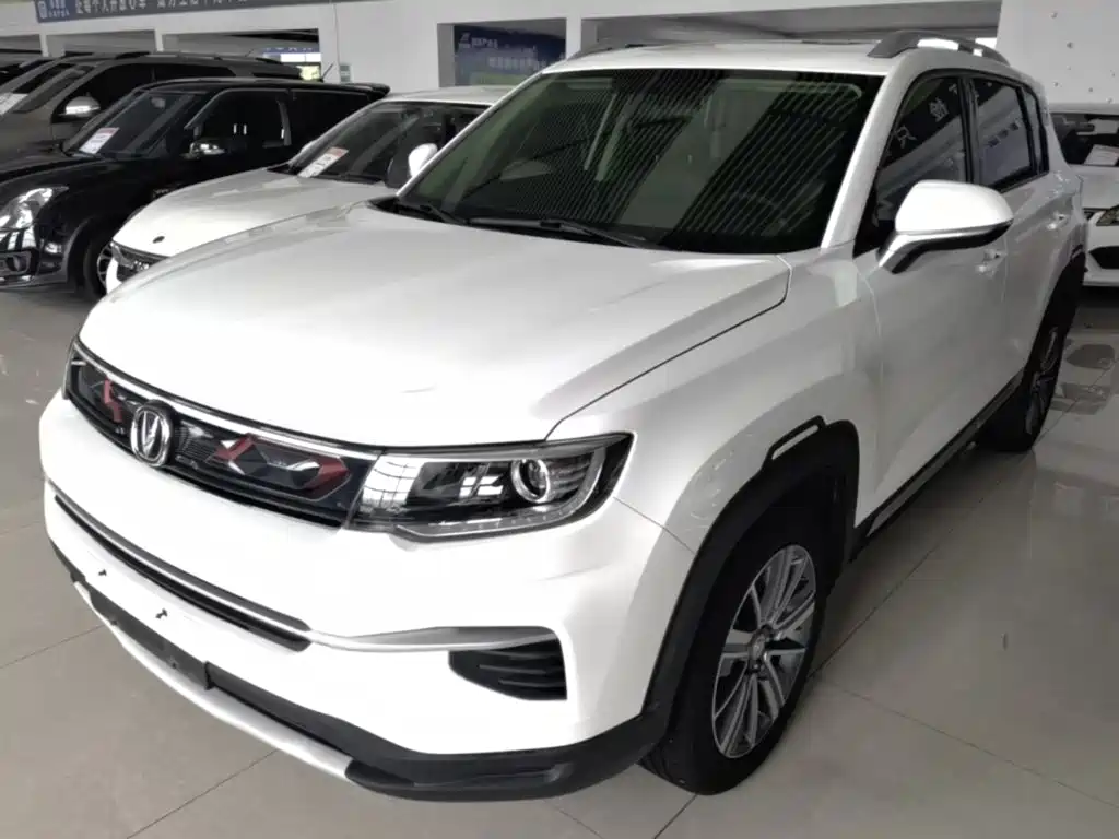 Changan CS35PLUS 2019 — фото 1