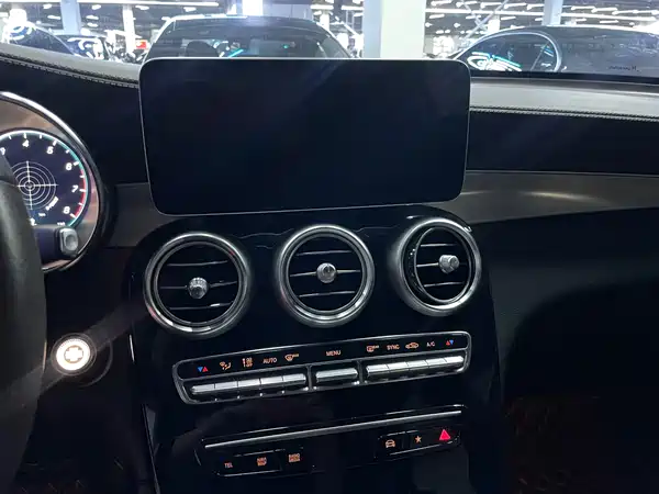 Mercedes-Benz GLC 2022