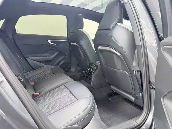 Audi A5L 2025