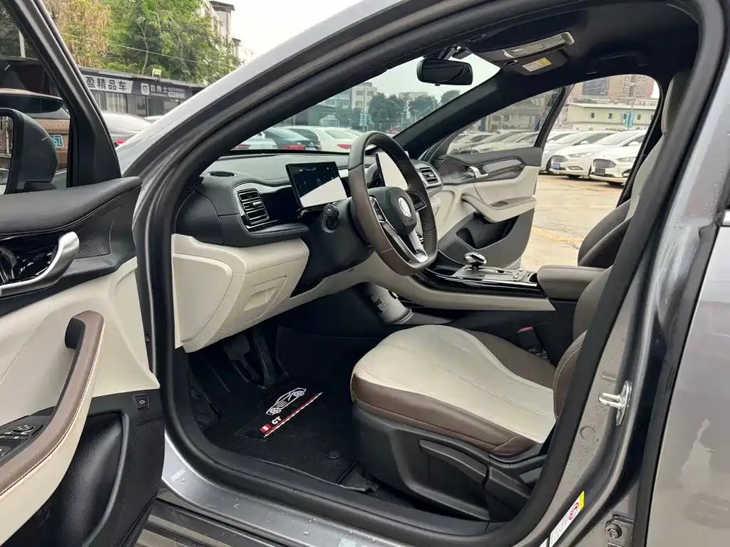 BYD Qin PLUS 2025 — фото 4