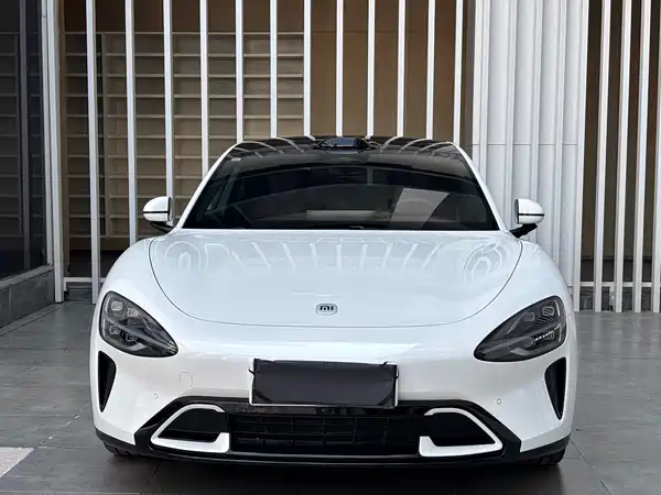 Xiaomi SU7 2025