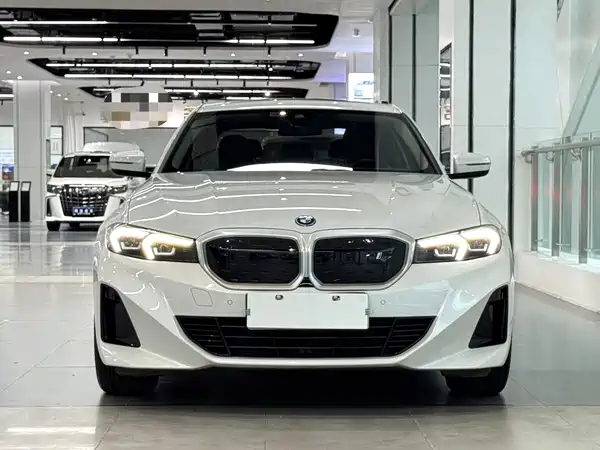 BMW i3 2023