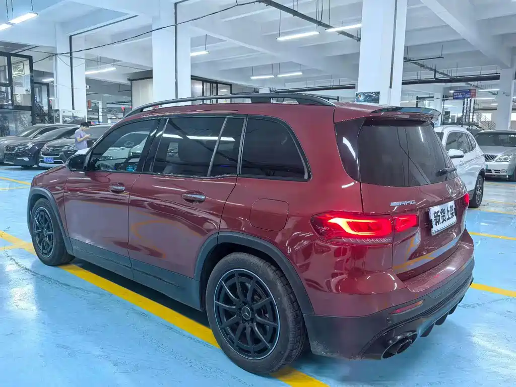 Mercedes-Benz GLB AMG 2021 — фото 7