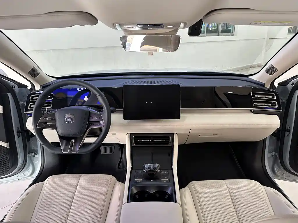BYD Qin L 2024 — фото 9