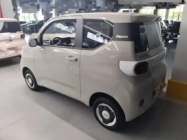 Wuling Hongguang MINIEV 2025
