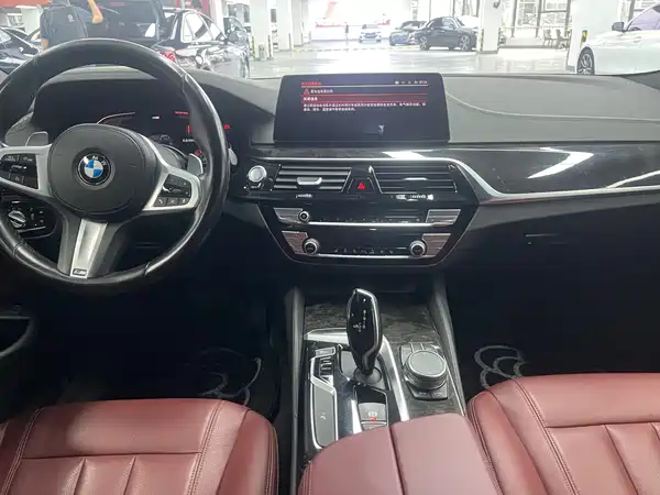 BMW 5 Series 2020