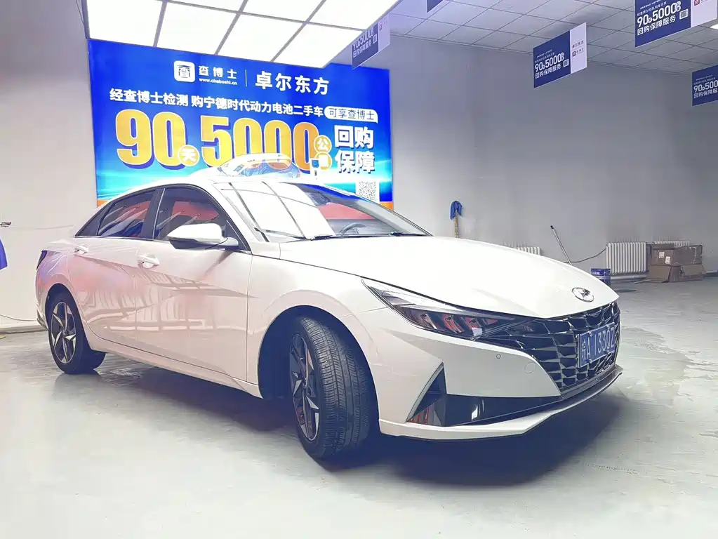 Hyundai Elantra 2023