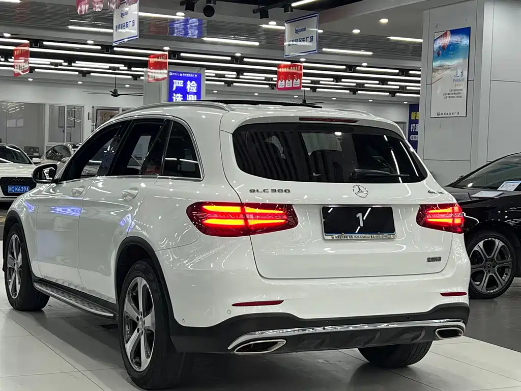Mercedes-Benz GLC 2017 — фото 4