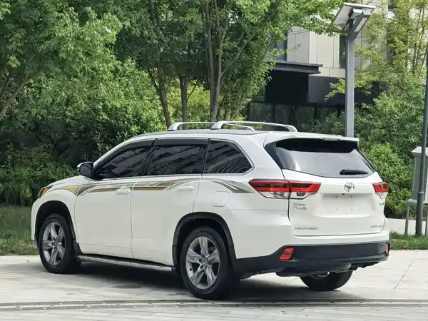 Toyota Highlander 2019