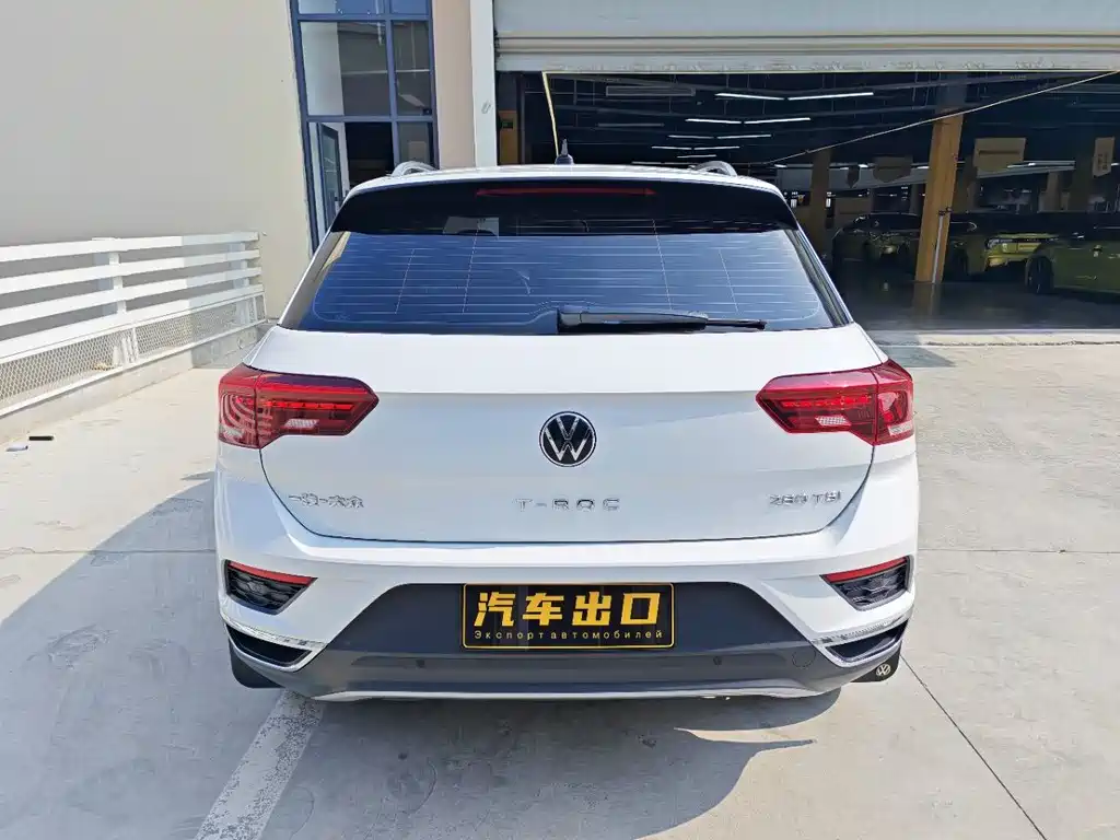 Volkswagen T-Roc 2022 — фото 8