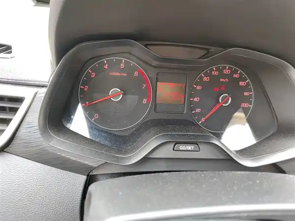 Baojun 310 2016