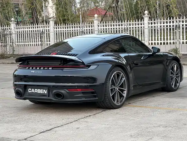Porsche 911 2024