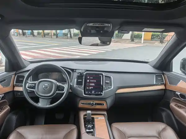 Volvo XC90 2022