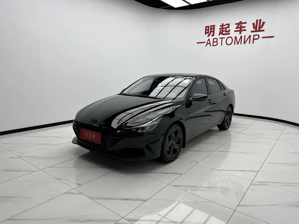Hyundai Elantra 2022