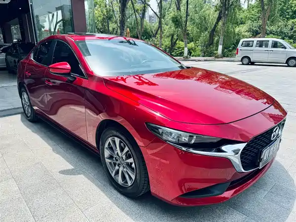 Mazda 3 Axela 2021