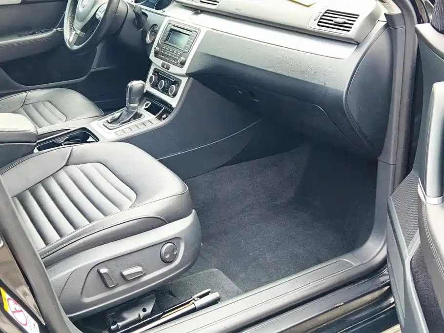 Volkswagen Magotan 2013